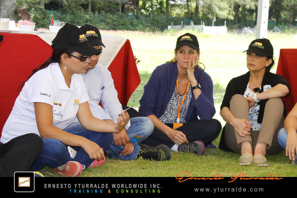 Team Building Colomnbia Talleres de Cuerdas Bajas | Team Building Empresarial para el desarrollo de equipos de trabajo en Quito
