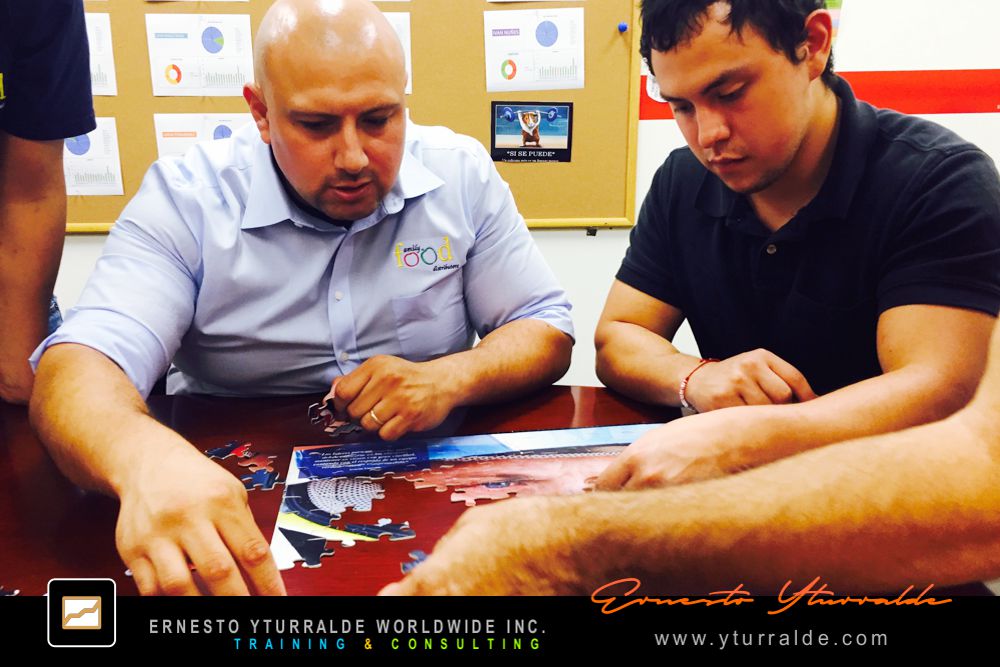Team Building Colomnbia Talleres de Cuerdas Bajas | Team Building Empresarial para el desarrollo de equipos de trabajo en Quito